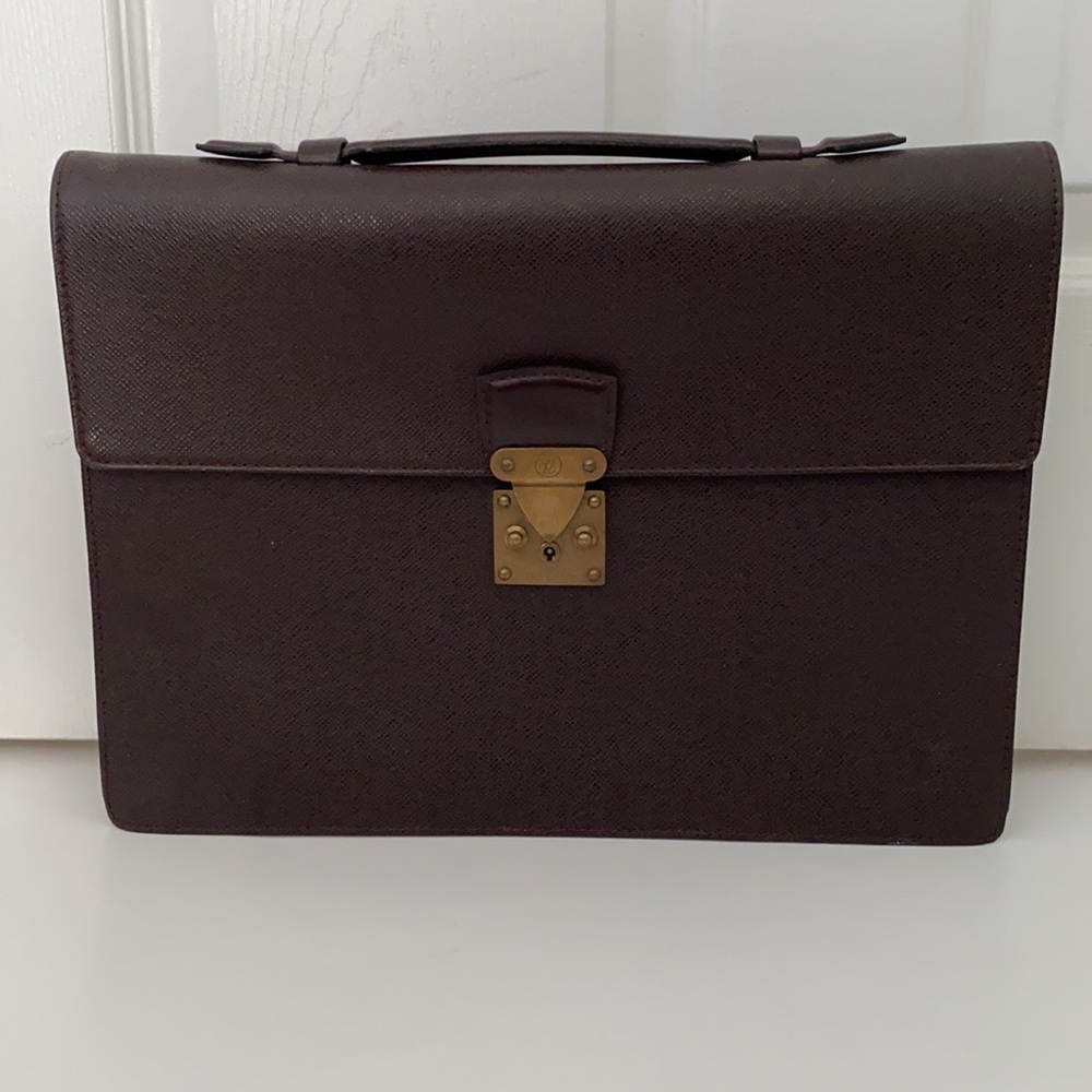 Louis Vuitton Business Bag SERVIETTE KOURAD Taiga